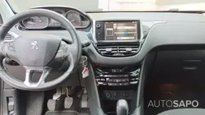 Peugeot 208 1.2 PureTech Style de 2015