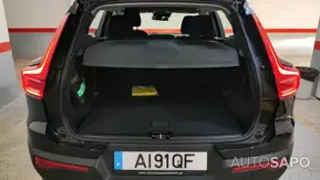 Volvo XC40 1.5 T2 Momentum Core de 2021
