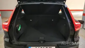 Volvo XC40 1.5 T2 Momentum Core de 2021