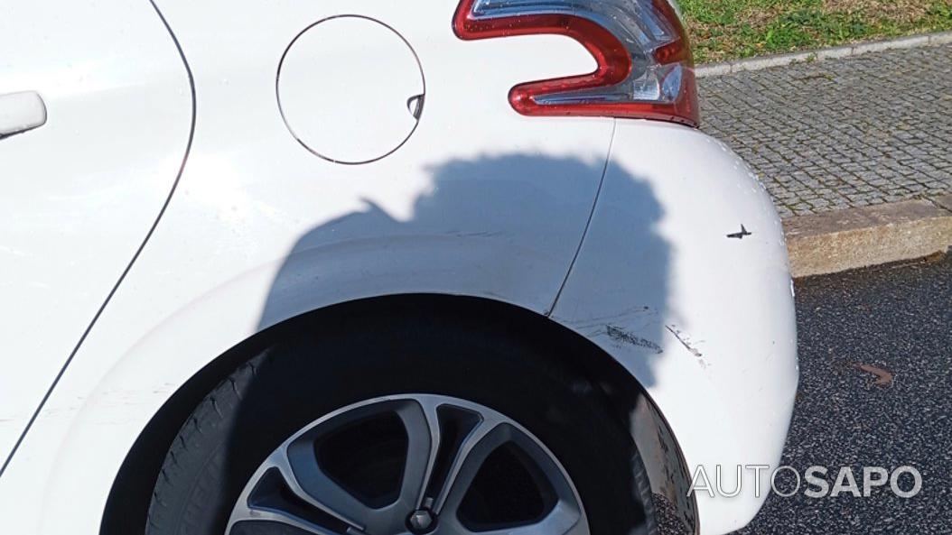 Peugeot 208 1.2 PureTech Allure de 2013