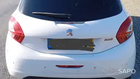 Peugeot 208 1.2 PureTech Allure de 2013