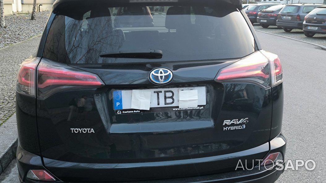 Toyota RAV4 2.5 HDF Exclusive de 2017