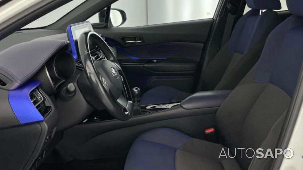 Toyota C-HR 1.2T Comfort+Pack Style de 2017