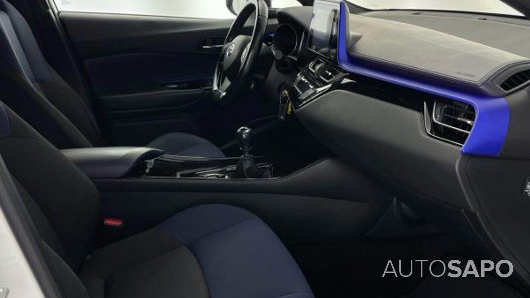 Toyota C-HR 1.2T Comfort+Pack Style de 2017