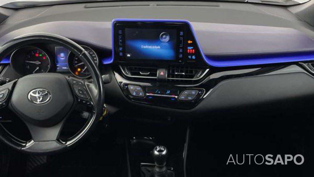 Toyota C-HR 1.2T Comfort+Pack Style de 2017
