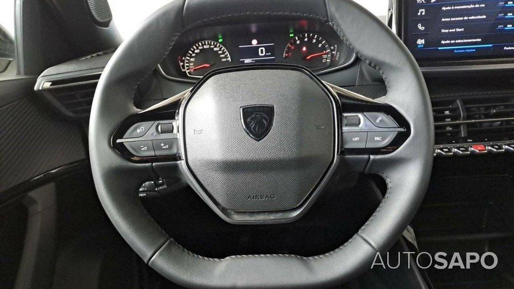 Peugeot 2008 1.2 PureTech Active de 2024