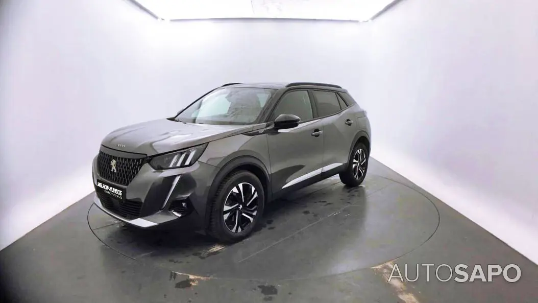 Peugeot 2008 1.2 PureTech GT EAT8