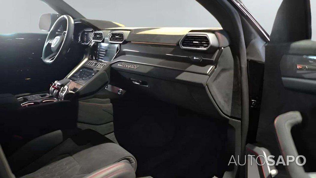 Lamborghini Urus de 2025