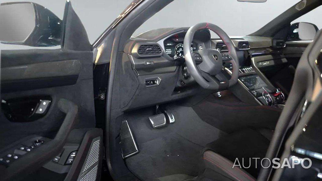 Lamborghini Urus de 2025