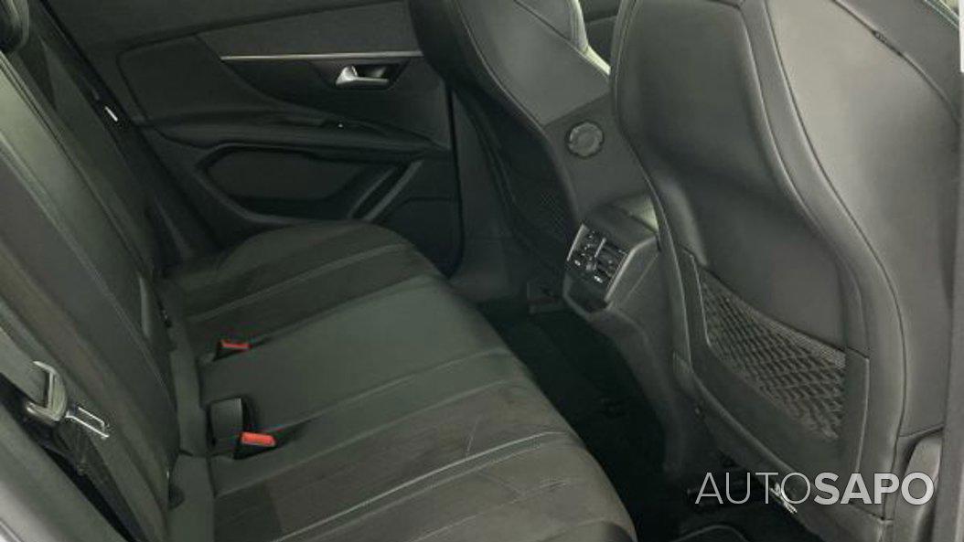 Peugeot 3008 1.5 BlueHDi Crossway de 2018