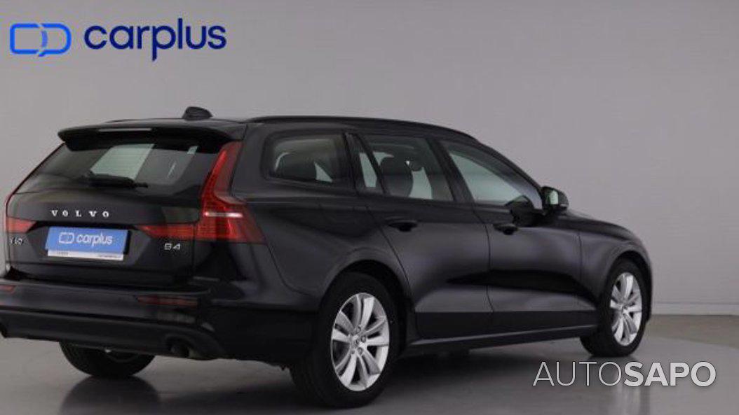 Volvo V60 2.0 B4 Momentum Core de 2021