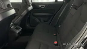 Volvo V60 2.0 B4 Momentum Core de 2021
