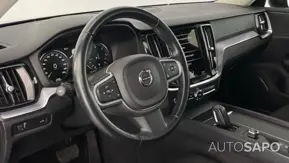 Volvo V60 2.0 B4 Momentum Core de 2021