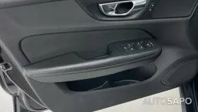Volvo V60 2.0 B4 Momentum Core de 2021