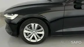 Volvo V60 2.0 B4 Momentum Core de 2021