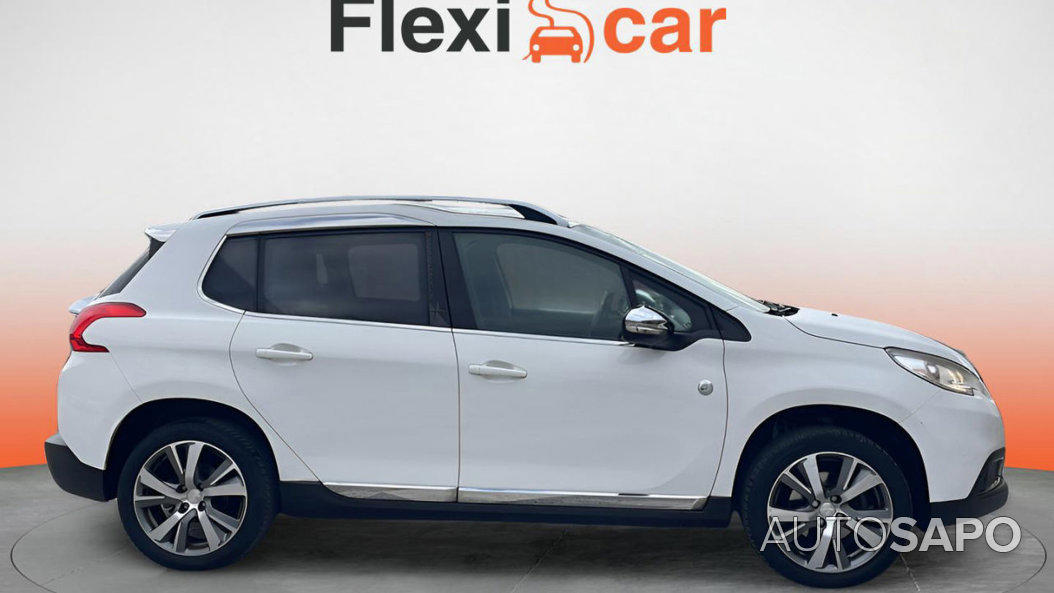 Peugeot 2008 1.2 PureTech Allure de 2015