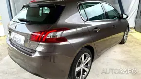 Peugeot 308 1.2 PureTech Allure Faróis Full LED de 2015