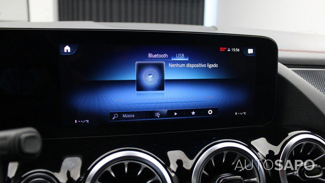 Mercedes-Benz EQA 250+ AMG Line de 2023