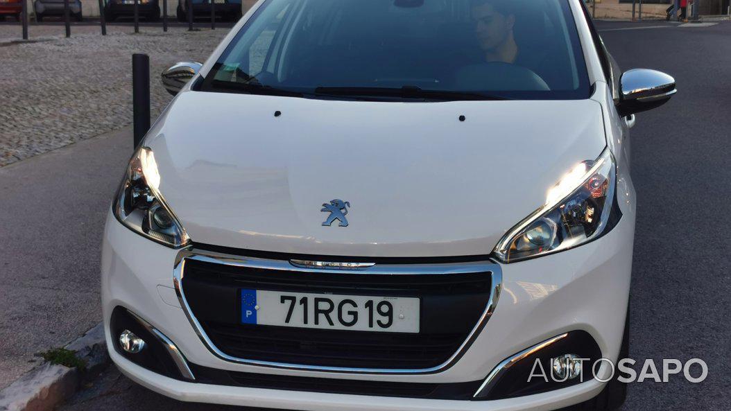Peugeot 208 1.2 PureTech Style de 2016