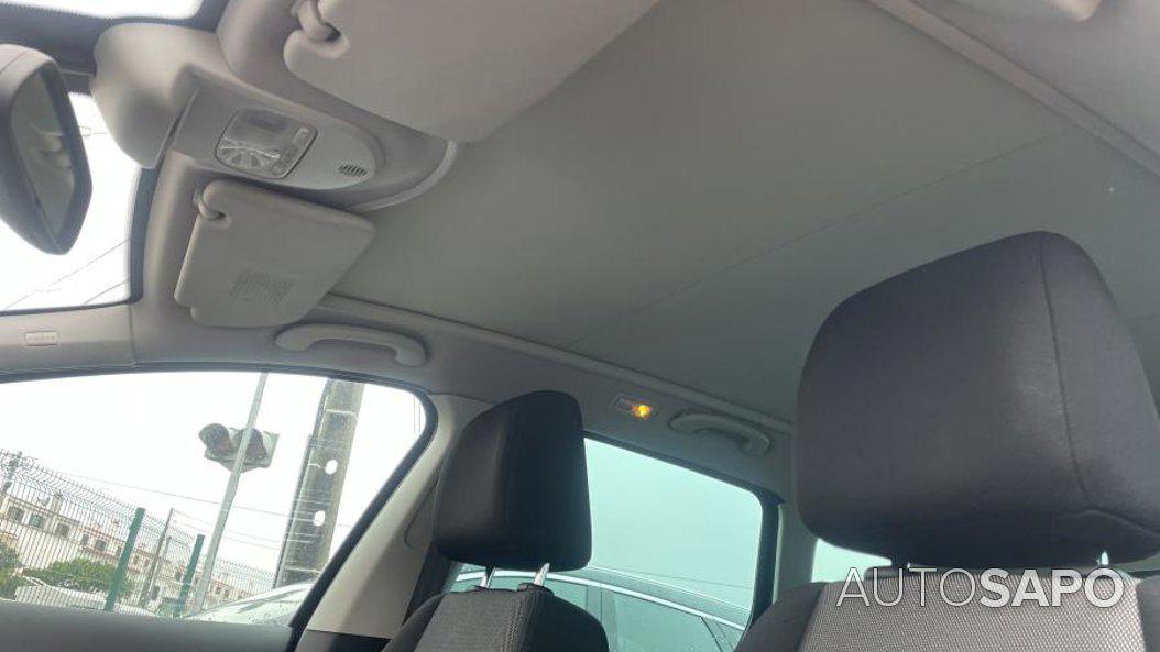 Peugeot 308 SW 1.6 HDi SE Navteq de 2013