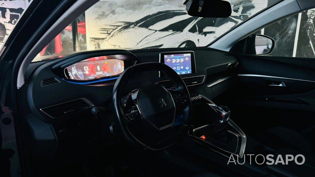 Peugeot 5008 1.5 BlueHDi Crossway de 2019