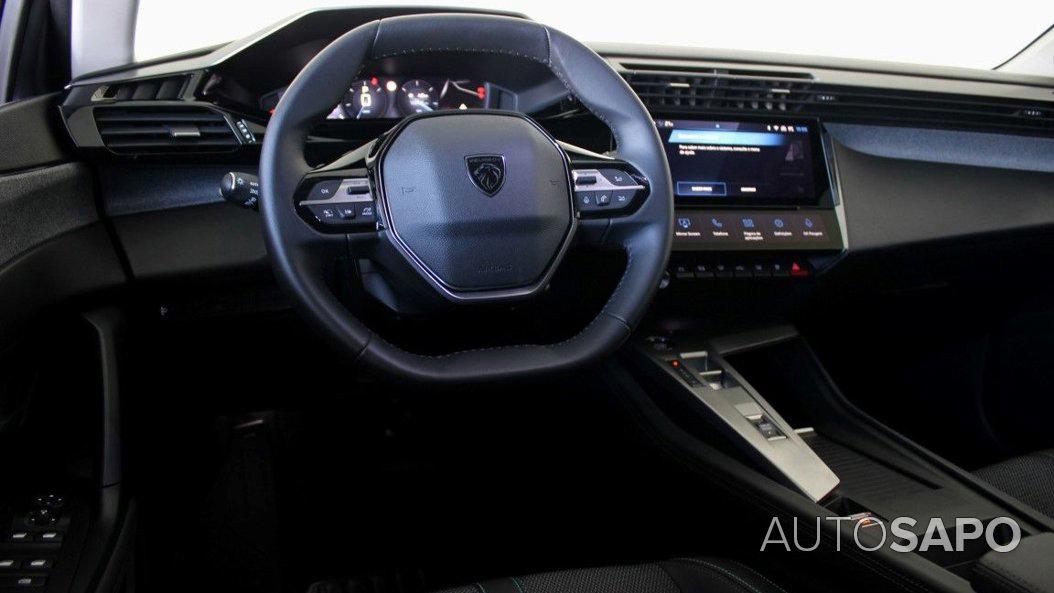 Peugeot 308 1.2 PureTech Allure EAT8 de 2024