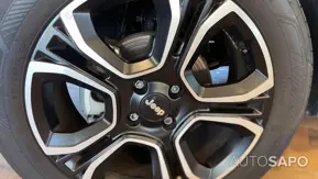 Jeep Avenger 1.2 GSE T3 Altitude de 2024