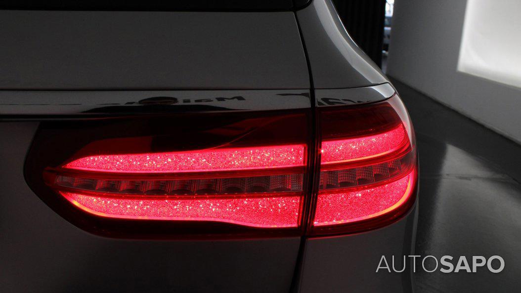 Mercedes-Benz Classe E 300 de Avantgarde de 2019