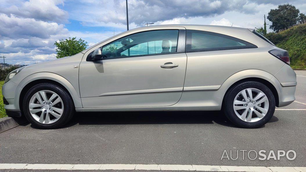 Opel Astra GTC 1.3 CDTi de 2007