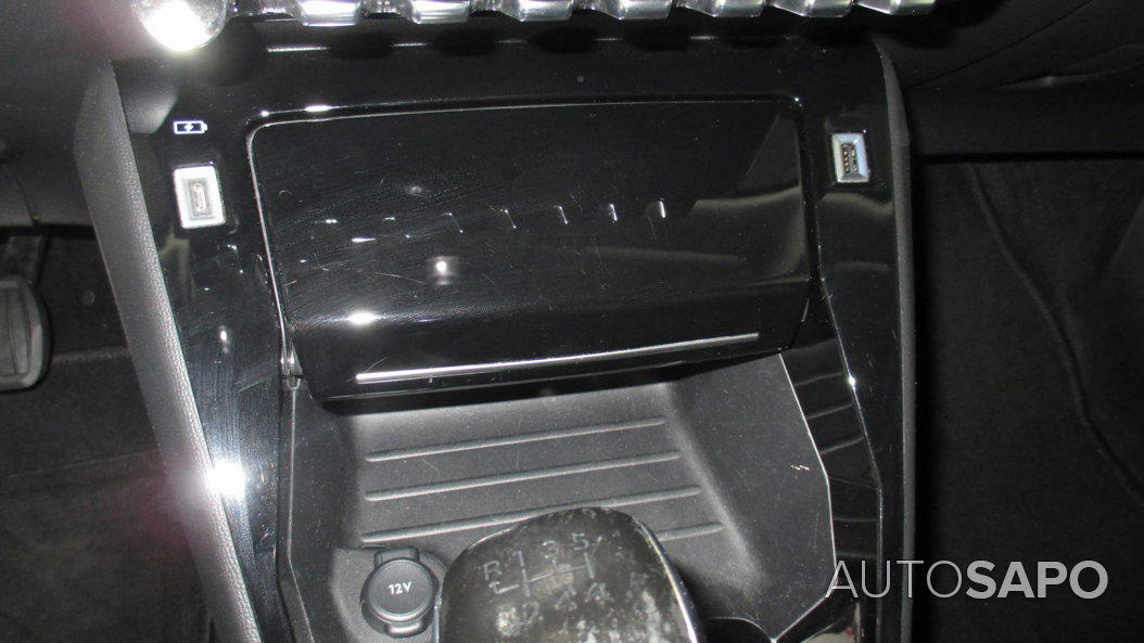 Peugeot 2008 1.5 BlueHDi Allure de 2022