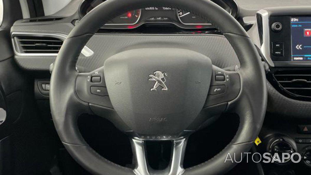 Peugeot 208 1.2 PureTech Style de 2018