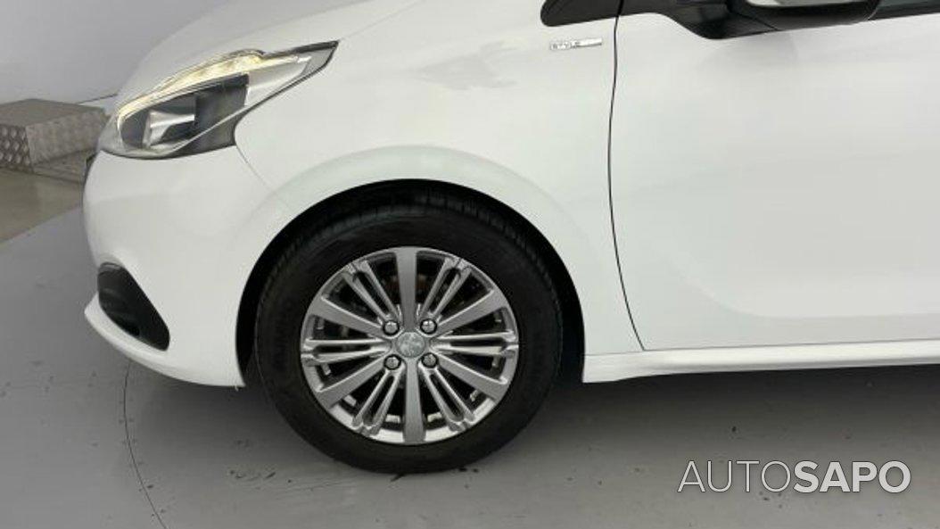 Peugeot 208 1.2 PureTech Style de 2018
