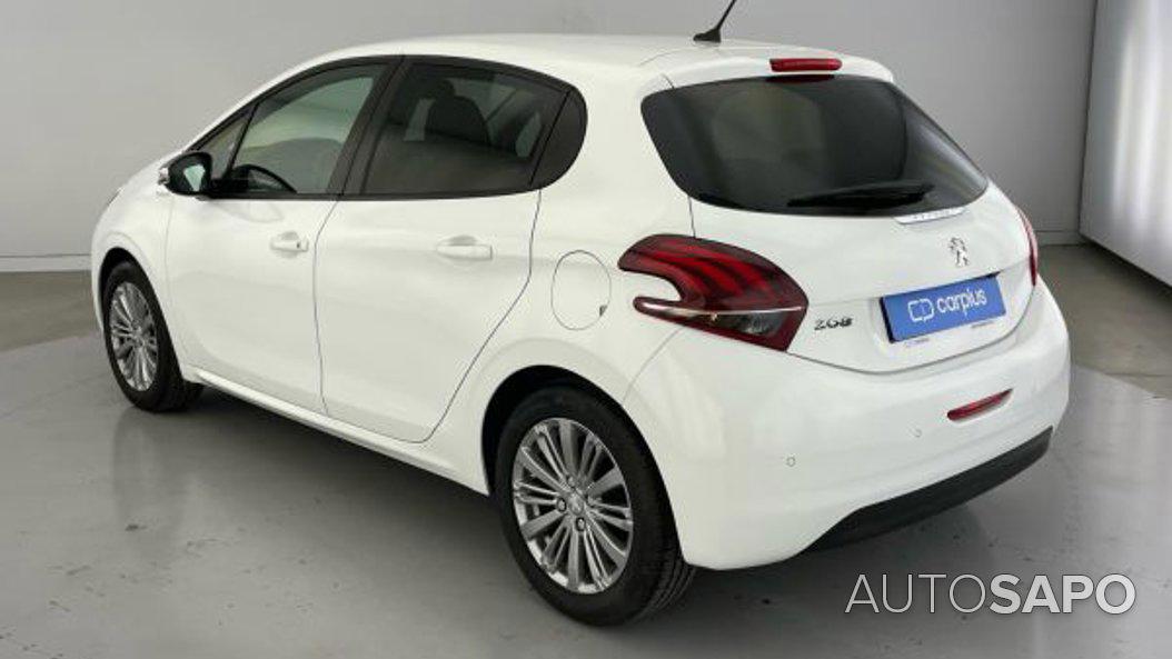 Peugeot 208 1.2 PureTech Style de 2018