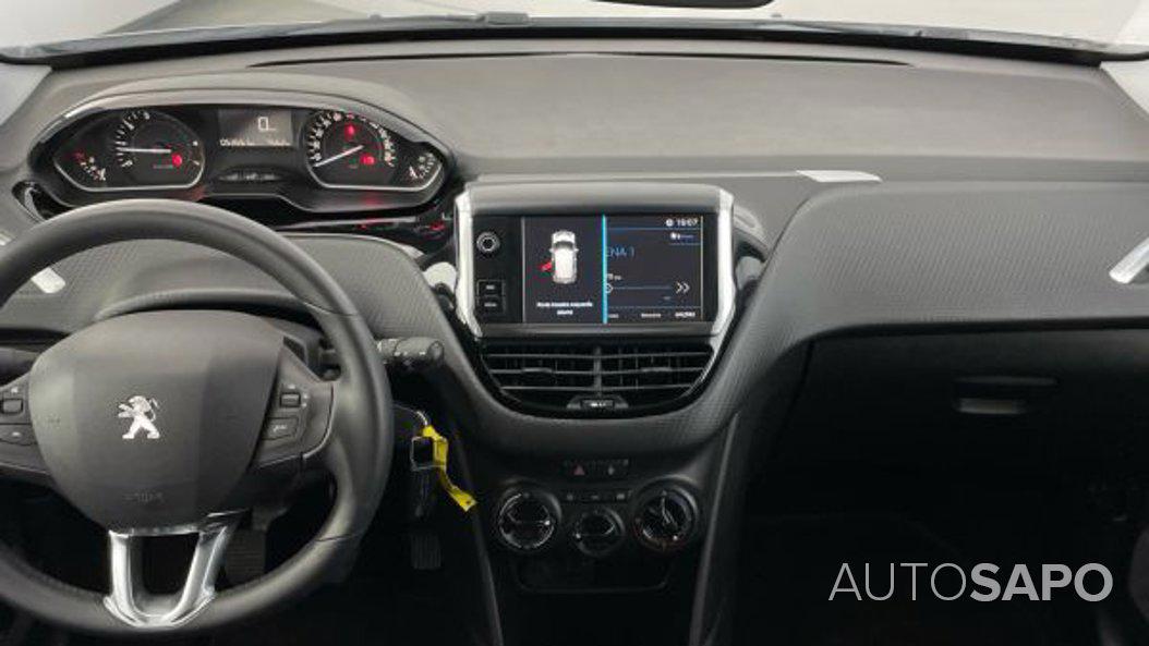 Peugeot 208 1.2 PureTech Style de 2018