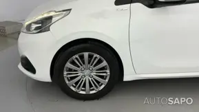 Peugeot 208 1.2 PureTech Style de 2018