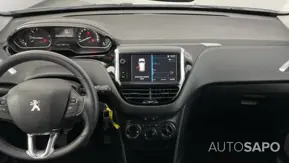 Peugeot 208 1.2 PureTech Style de 2018