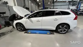 Volvo V60 2.4 D6 R-Design Summum AWD Phev de 2016