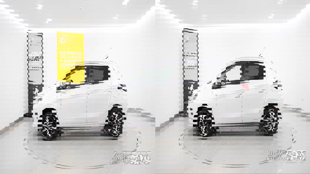 Mitsubishi Space Star 1.2 Intense Connect Edition de 2025