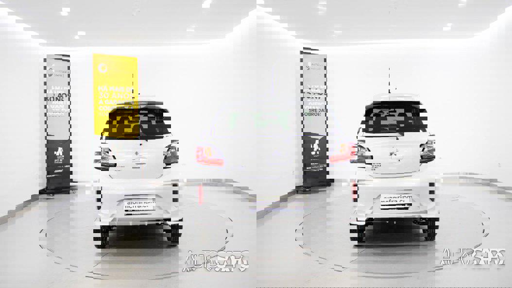 Mitsubishi Space Star 1.2 Intense Connect Edition de 2025