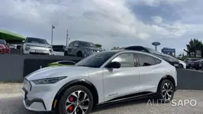 Ford Mustang Mach-E de 2023