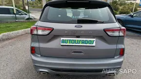 Ford Kuga 1.5 EcoBoost ST-Line de 2022