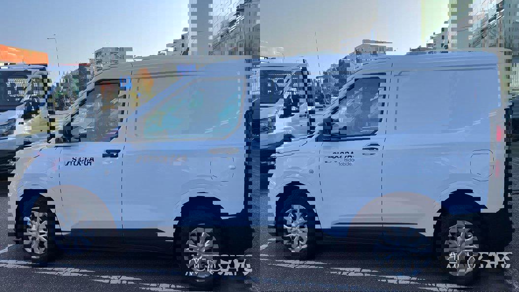 Ford Transit Courier de 2024