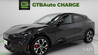 Ford Mustang Mach-E de 2022