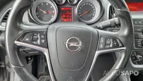 Opel Astra J Sports Tourer de 2013