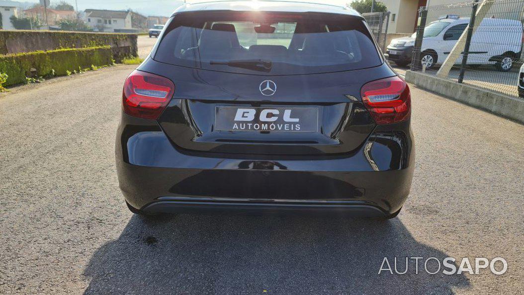 Mercedes-Benz Classe A 160 CDi BlueEfficiency Urban de 2016