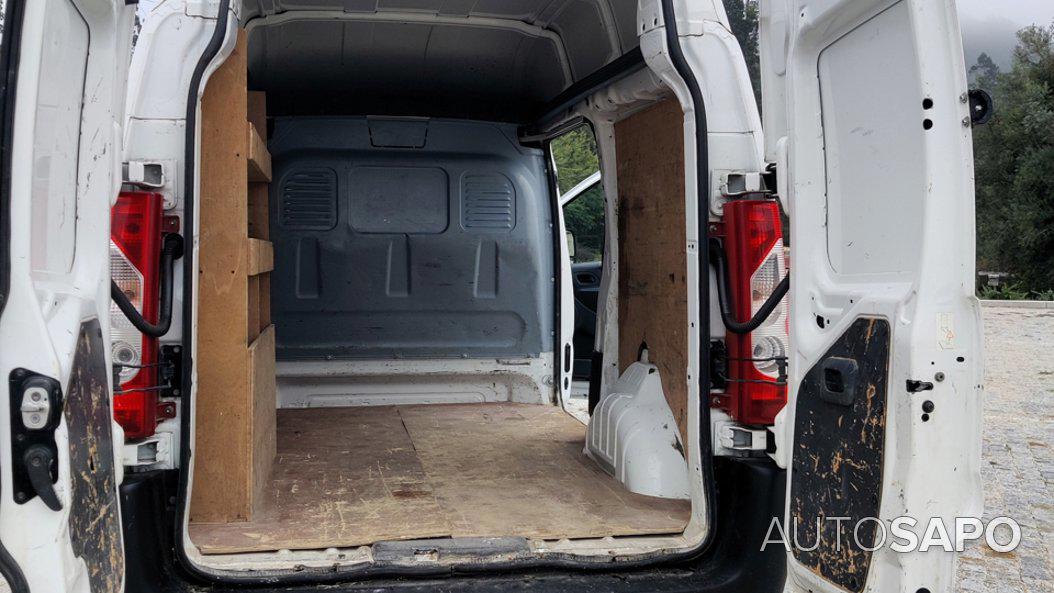 Peugeot Traveller 2.0 BlueHDi L3H1 Business Long EAT6 de 2015