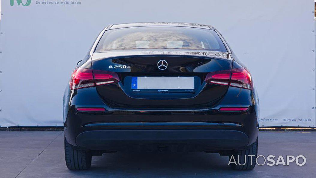 Mercedes-Benz Classe A 250 e Style Plus de 2021