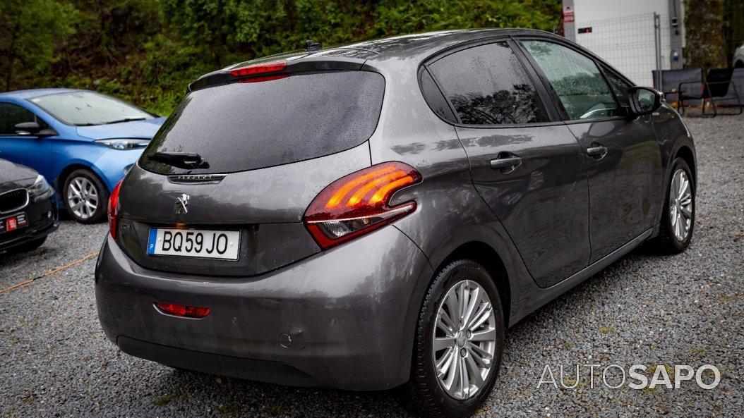 Peugeot 208 1.2 PureTech Style de 2018