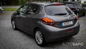 Peugeot 208 1.2 PureTech Style de 2018