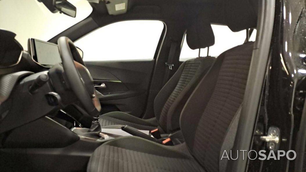 Peugeot 2008 1.2 PureTech Active de 2024